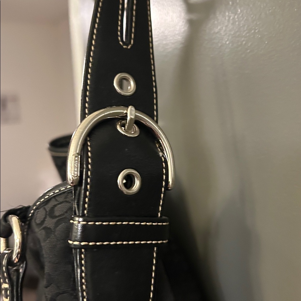 Coach Signature C Vintage Black Hobo Bag - Picture 5 of 12
